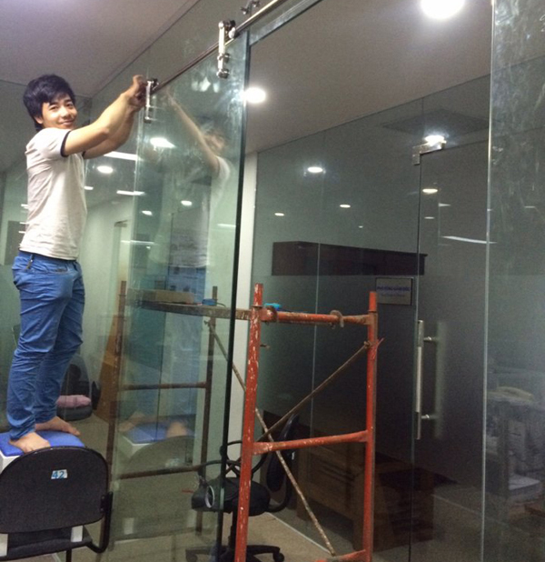 Kính Cường Lực Vũng Tàu – Thi công Giá Rẻ – 0966 212 323