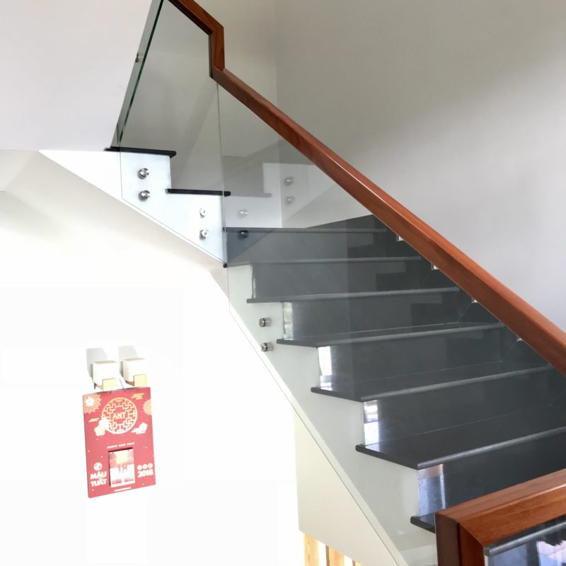 Kính Cường Lực Vũng Tàu – Thi công Giá Rẻ – 0966 212 323