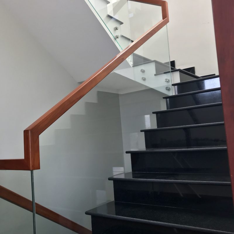 Kính Cường Lực Vũng Tàu – Thi công Giá Rẻ – 0966 212 323