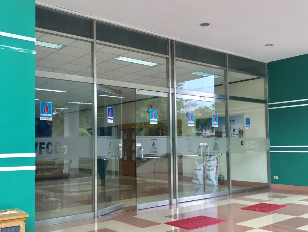 Kính Cường Lực Vũng Tàu – Thi công Giá Rẻ – 0966 212 323