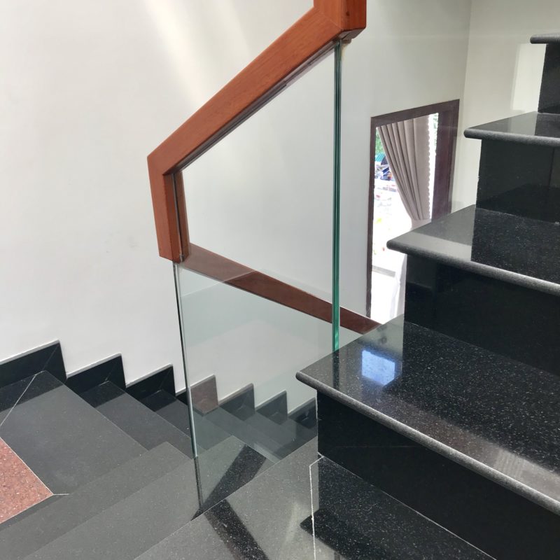 Kính Cường Lực Vũng Tàu – Thi công Giá Rẻ – 0966 212 323