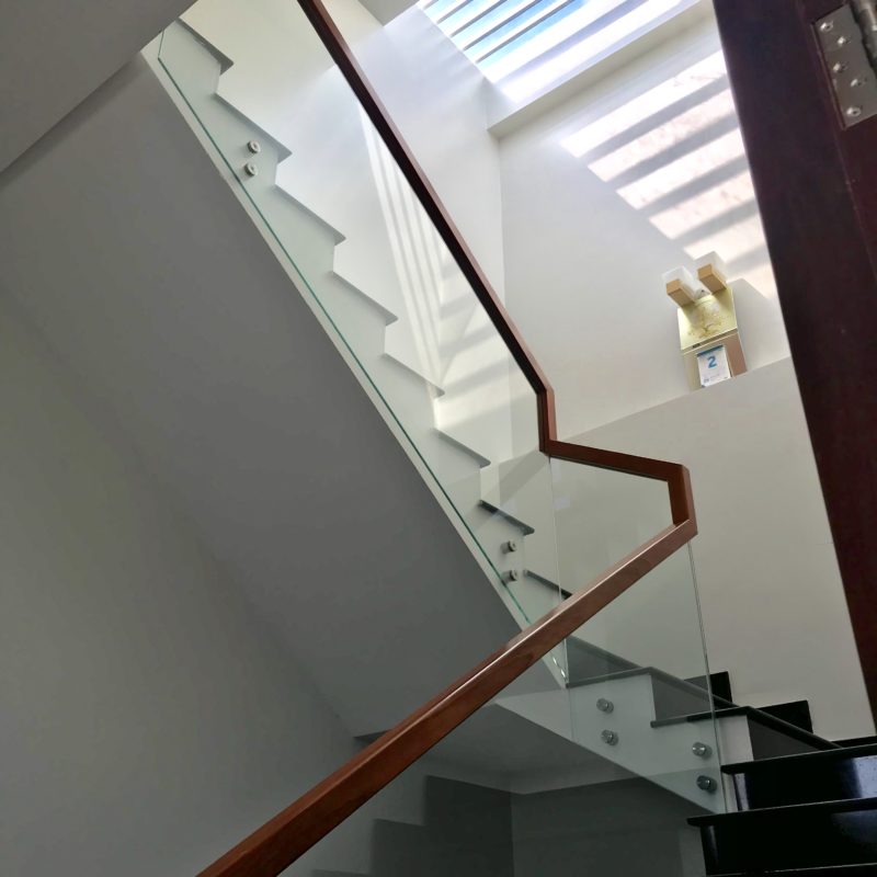Kính Cường Lực Vũng Tàu – Thi công Giá Rẻ – 0966 212 323