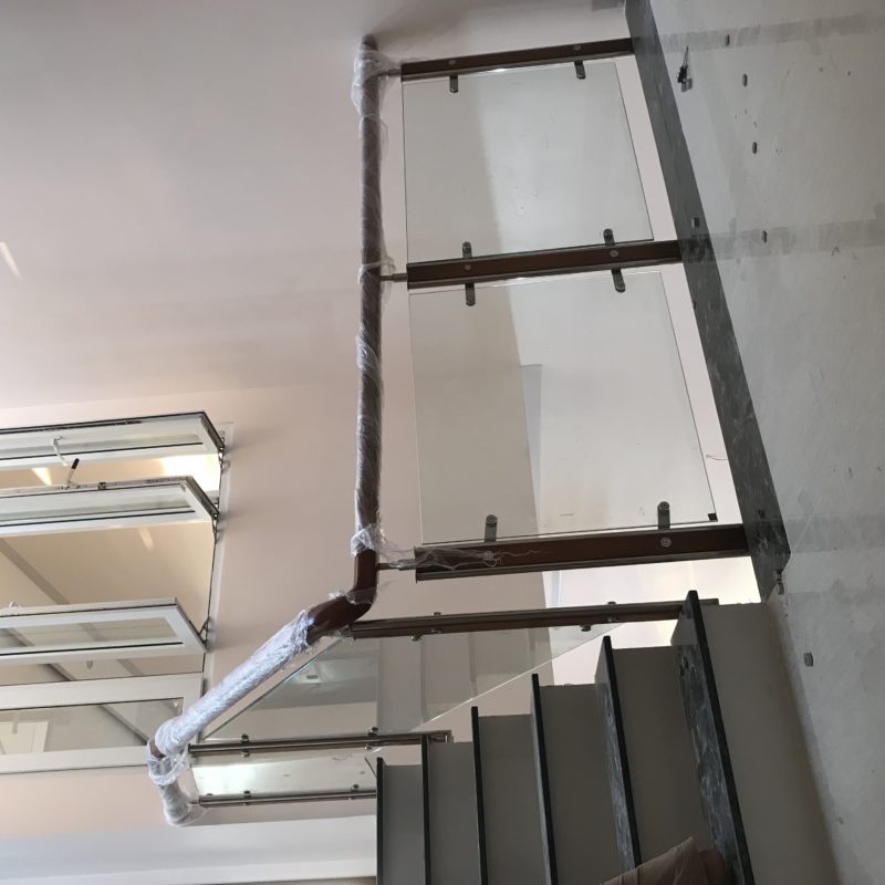 Kính Cường Lực Vũng Tàu – Thi công Giá Rẻ – 0966 212 323