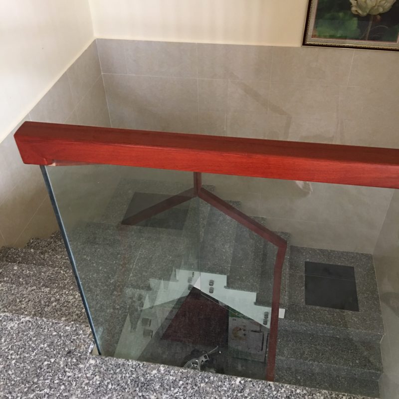 Kính Cường Lực Vũng Tàu – Thi công Giá Rẻ – 0966 212 323