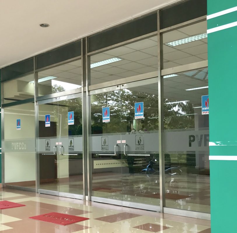 Kính Cường Lực Vũng Tàu – Thi công Giá Rẻ – 0966 212 323