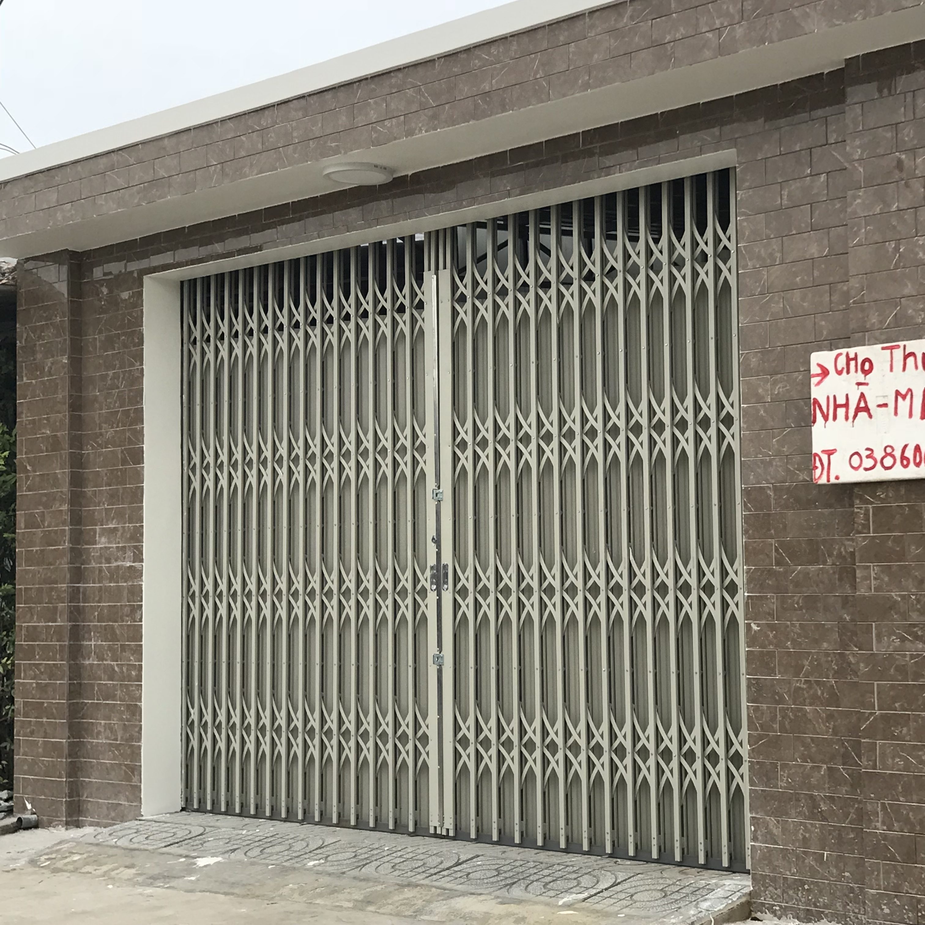 cửa kéo đức erodoor lắp tại tân thành