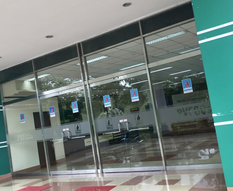 Kính Cường Lực Vũng Tàu – Thi công Giá Rẻ – 0966 212 323
