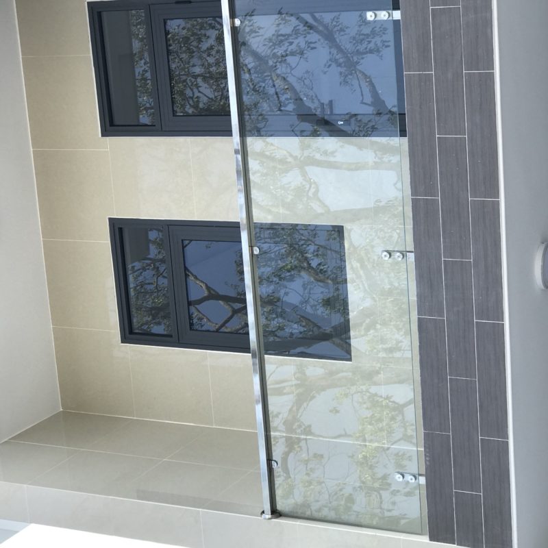 Kính Cường Lực Vũng Tàu – Thi công Giá Rẻ – 0966 212 323