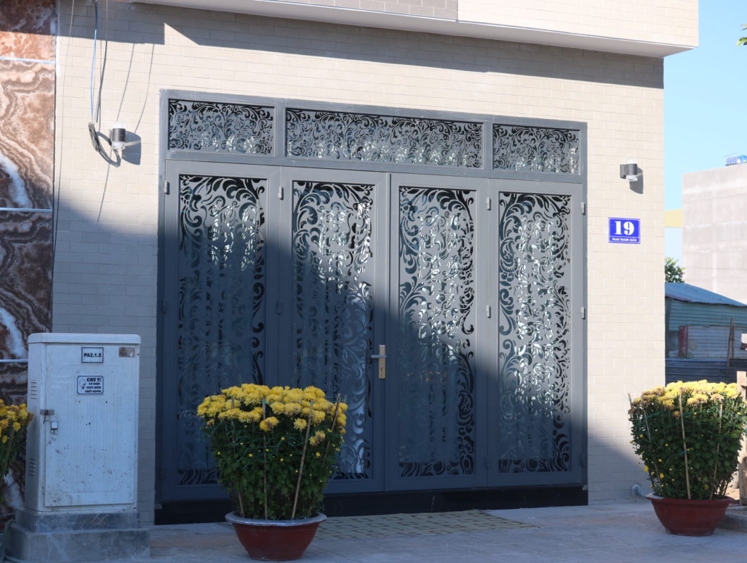 Kính Cường Lực Vũng Tàu – Thi công Giá Rẻ – 0966 212 323