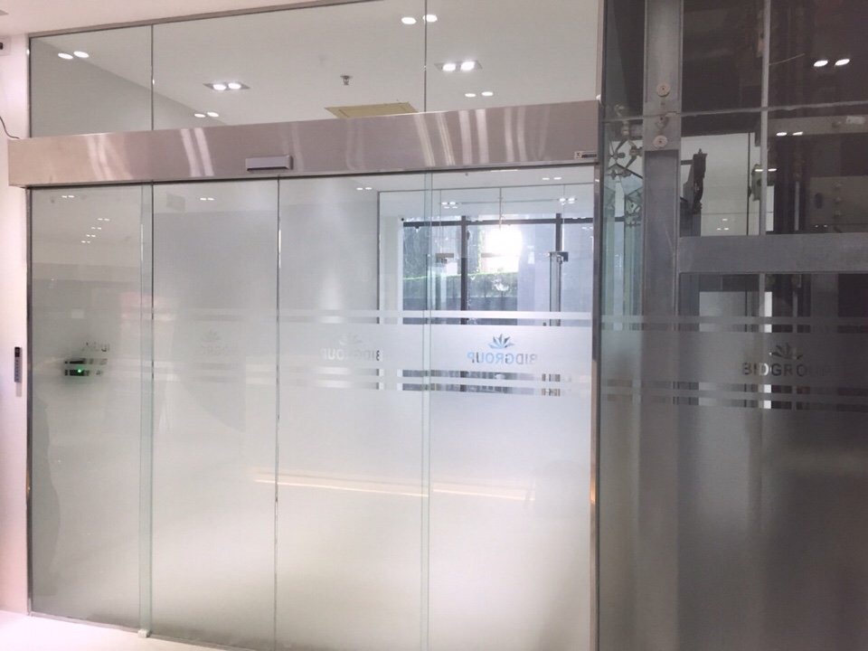 Kính Cường Lực Vũng Tàu – Thi công Giá Rẻ – 0966 212 323