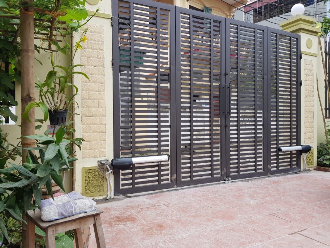 Cổng tự động Roger lớp bảo vệ an toàn cho ngôi nhà bạn
