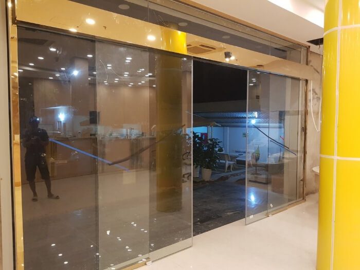 Báo giá lắp đặt cửa kính tự động chính hãng