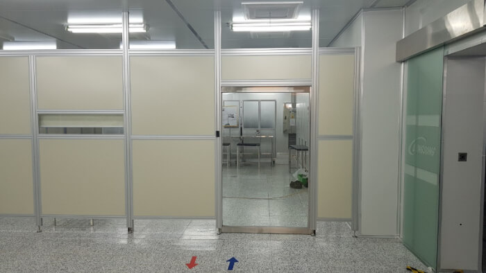 Mẫu cửa kính sang trọng, hiện đại và đẳng cấp cho công trình
