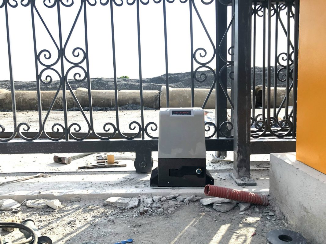 Báo giá motor cổng lùa mới nhất năm 2024