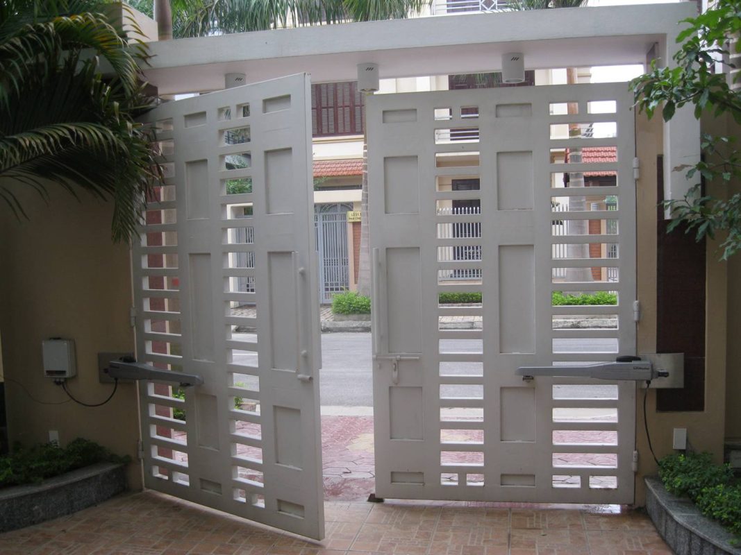 ưu điểm motor cửa cánh tay đòn