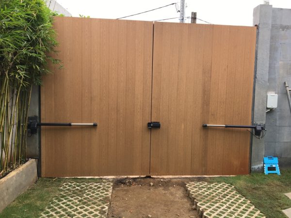 Giá motor cánh tay đòn tự động chính hãng