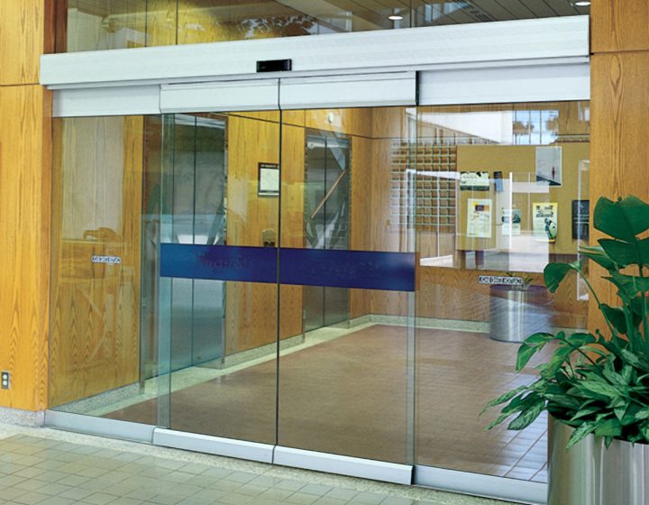 Cửa kính tự động doortec cho văn phòng công ty Cửa kính tự động doortec cho văn phòng công ty