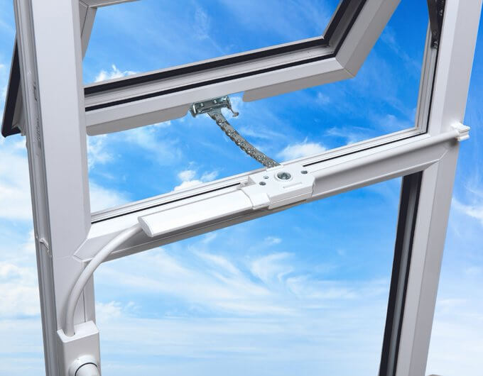 động cơ cửa sổ hất tự động